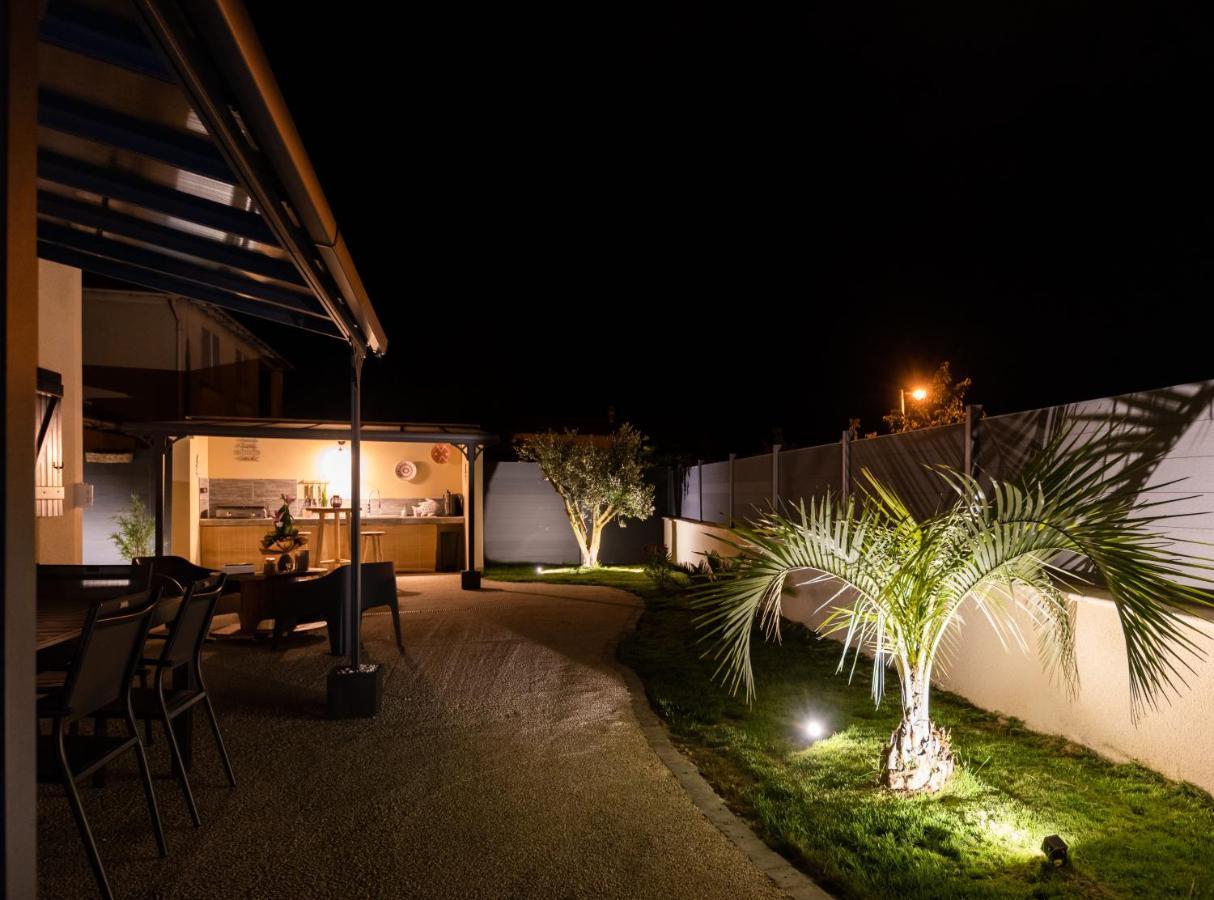 Villa Des Oliviers Sublime Villa Avec Piscine Chauffee Et Privee Et Baby Foot Bon-Encontre Bagian luar foto