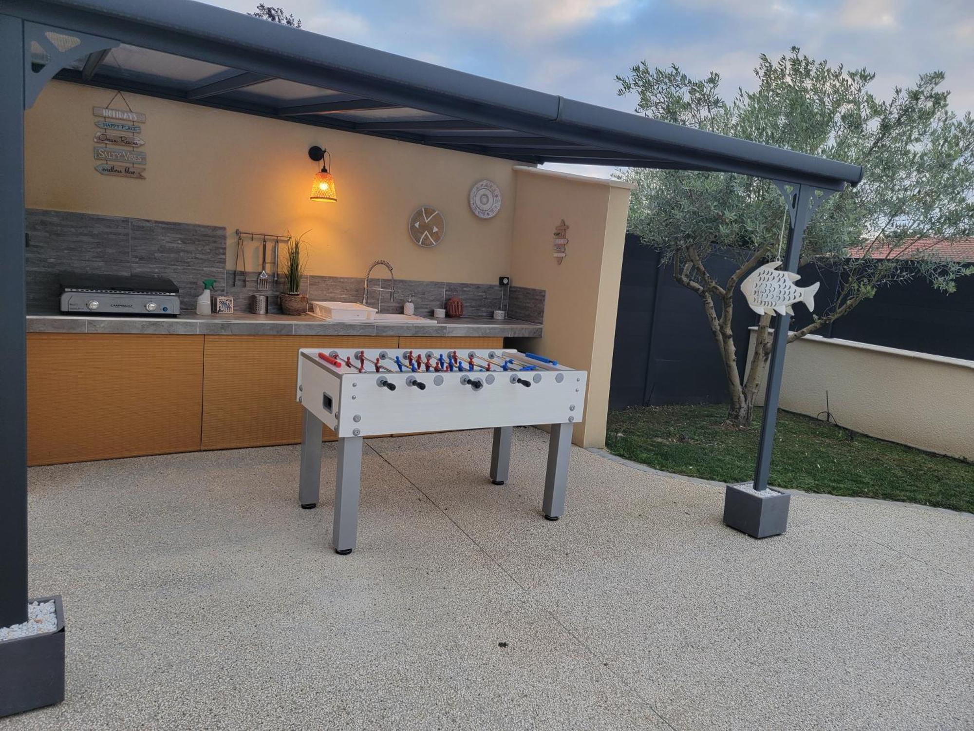 Villa Des Oliviers Sublime Villa Avec Piscine Chauffee Et Privee Et Baby Foot Bon-Encontre Bagian luar foto